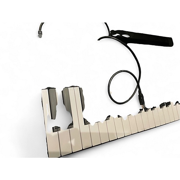 Used M-Audio Oxygen Pro 61 MIDI Controller