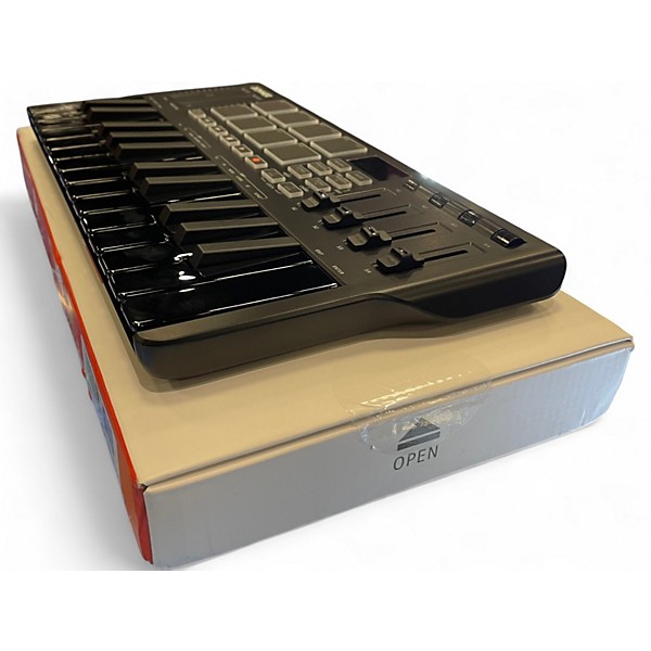 Used Donner DMK-25 PRO MIDI Controller