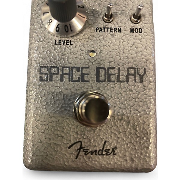 Used Fender SPACE DELAY Effect Pedal