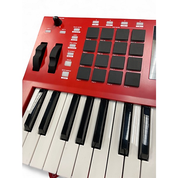 Used Akai Professional MPC KEY 37