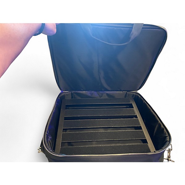 Used Pedaltrain NOVO 18 Pedal Board