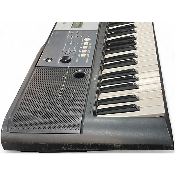 Used Yamaha YPT230 61 Key Portable Keyboard