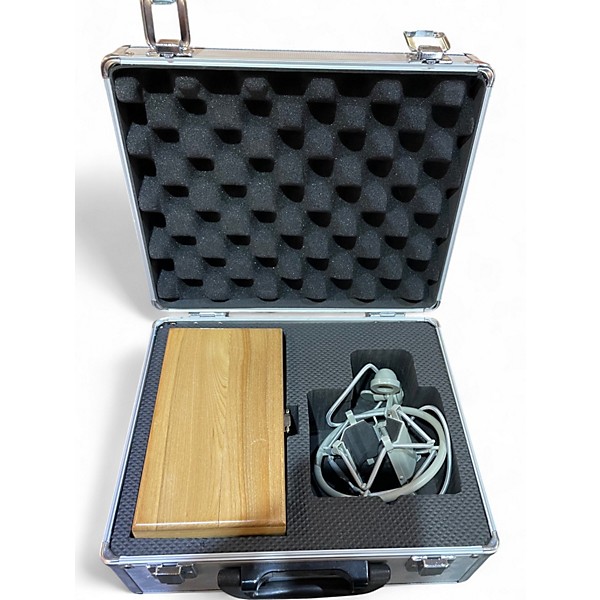 Used Avantone CR14 Ribbon Microphone