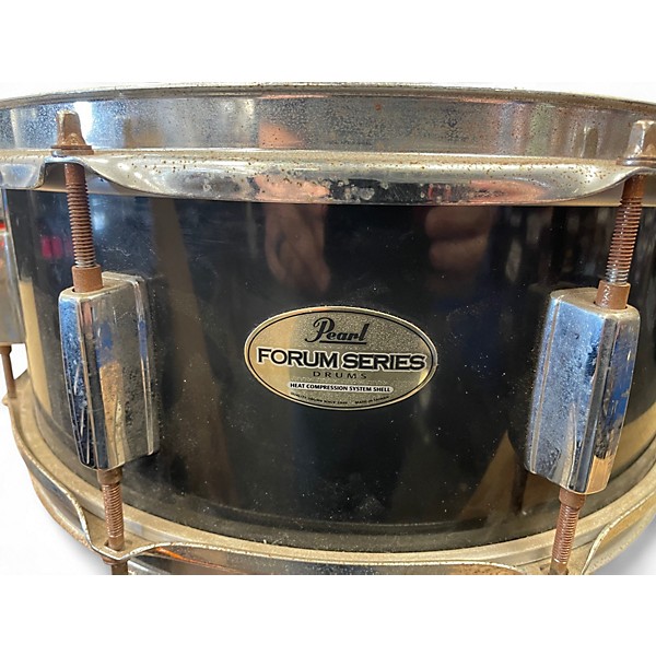 Used Pearl 14X6 Forum Series Snare Black Drum