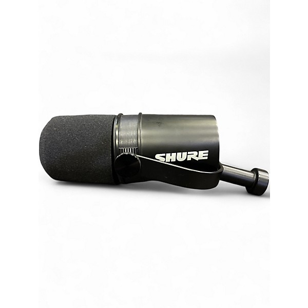 Used Shure MV7X Dynamic Microphone