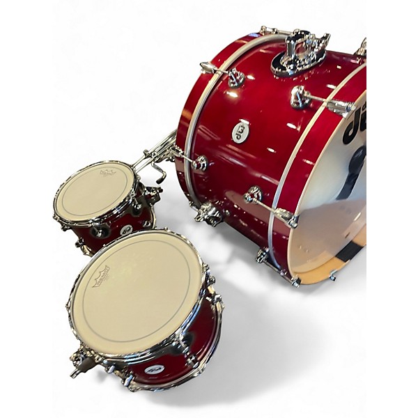 Used DW 5 Piece DESIGN SERIES FREQUENT FLYER Maraschino Cherry Drum Kit