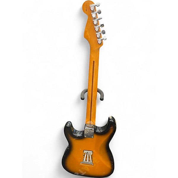 Used Fender 40th Limited Edition 1954 Stratocaster 2 Tone Sunburst Solid Body Electric Guitar