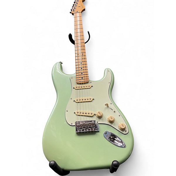 Used Fender 70TH ANNIVERSARY PLAYER STRAT Seafoam Green Solid Body Electric Guitar