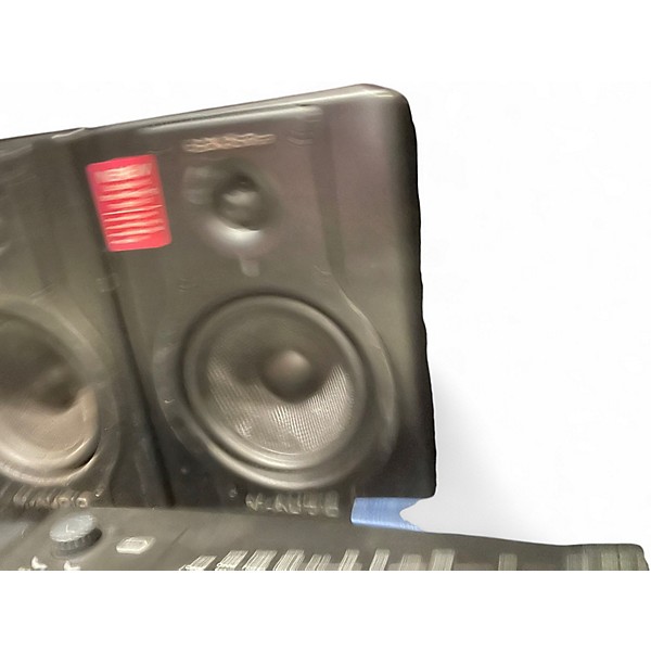 Used M-Audio BX5A Pair Powered Monitor