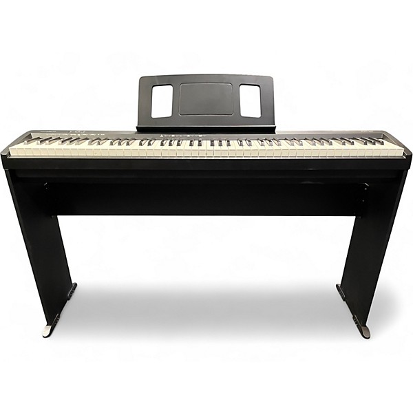 Used Roland FP10 Digital Piano