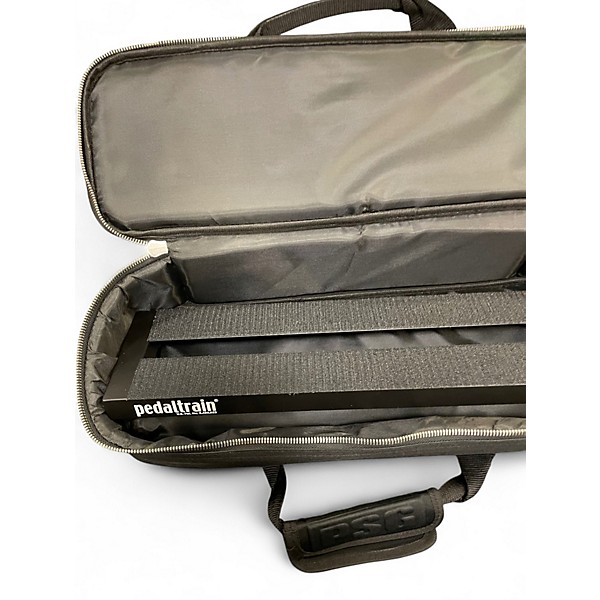 Used Pedaltrain NANO + Pedal Board