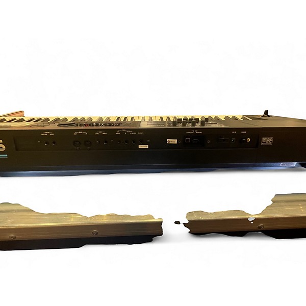 Used Roland Juno-DS 88 Keyboard Workstation