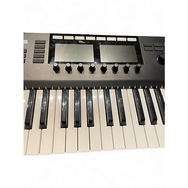 Used Native Instruments Komplete Kontrol S49 MK2 MIDI Controller