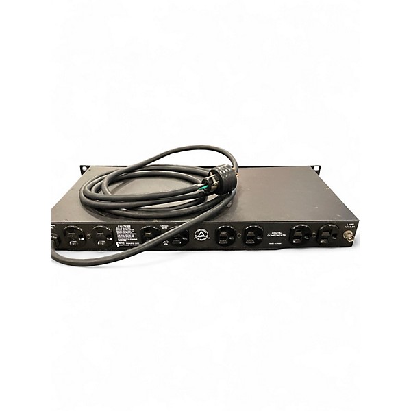 Used Furman PL-PLUS II POWER CONDITIONER Power Conditioner