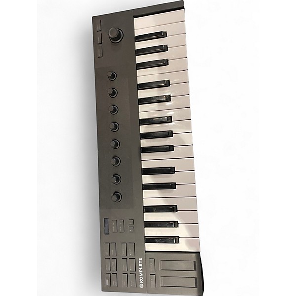 Used Native Instruments KOMPLETE M32 MIDI Controller