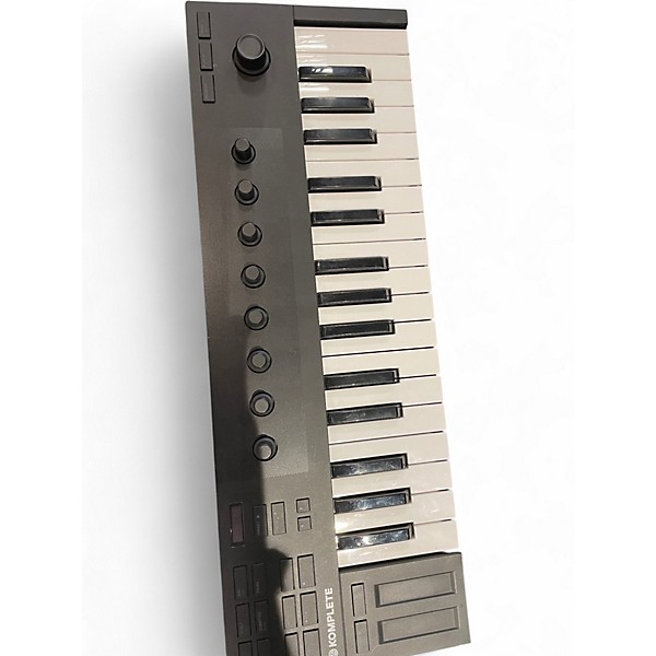 Used Native Instruments KOMPLETE M32 MIDI Controller