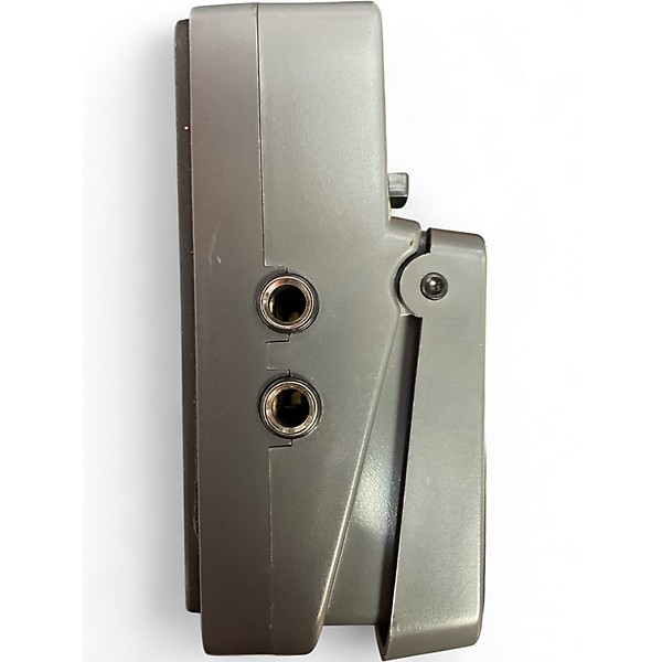 Used Behringer TU300 Chromatic Tuner Pedal