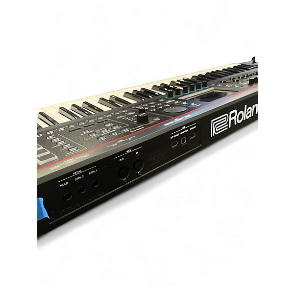 Used Roland Fantom 07 Keyboard Workstation