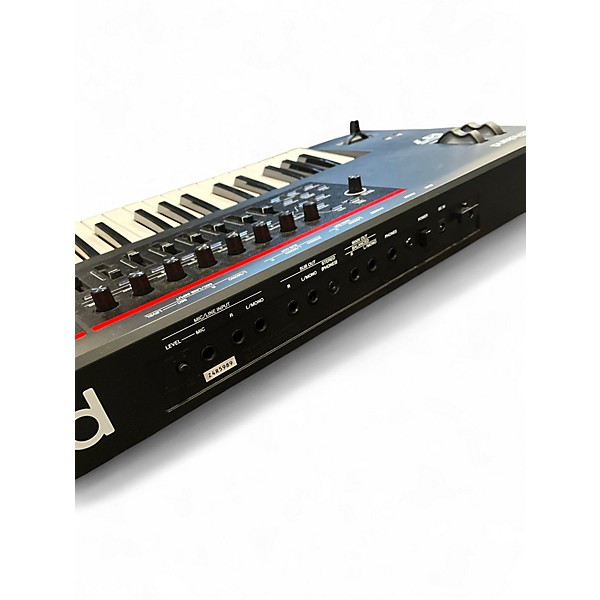 Used Roland Fantom 07 Keyboard Workstation