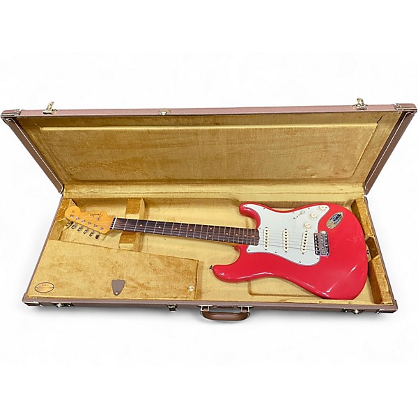 Used Fender American Vintage II 1961 Stratocaster Fiesta Red Solid Body Electric Guitar