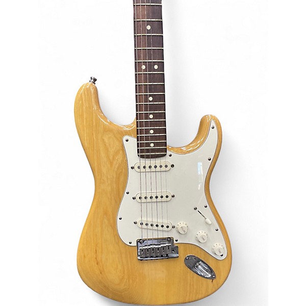 Used 2000 Fender American Standard Stratocaster Natural Solid Body Electric Guitar