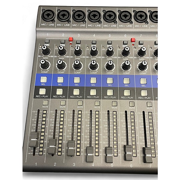 Used 2020s Zoom LIVETRAK L-12 MultiTrack Recorder