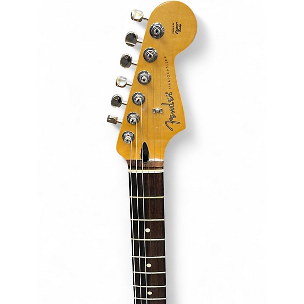 Used 2025 Fender PLAYER II STRATOCASTER Polar White Solid Body Electric Guitar