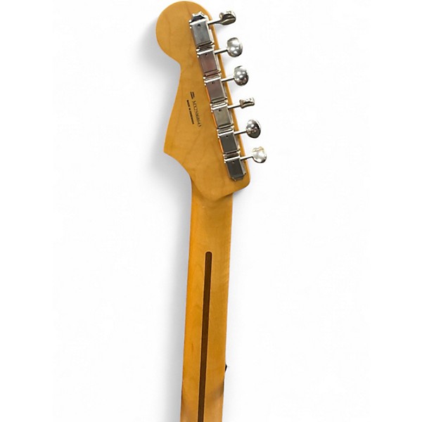 Used 2025 Fender PLAYER II STRATOCASTER Polar White Solid Body Electric Guitar