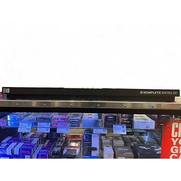 Used Native Instruments Komplete Kontrol S61 MKII MIDI Controller