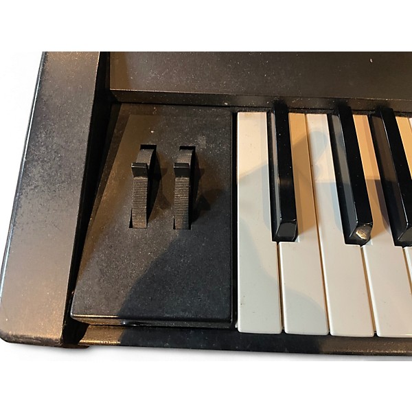 Used Kurzweil K1200 Professional Keyboard Workstation