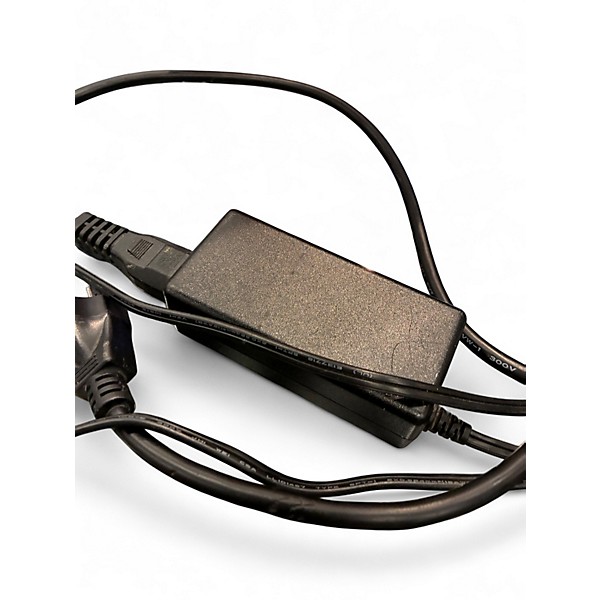 Used Yamaha THR10 10W Desk Top Modeling Guitar Combo Amp