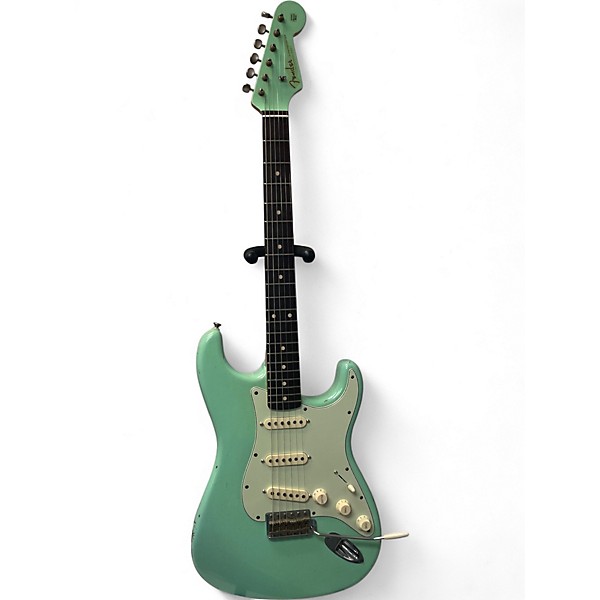 Used Fender Custom Shop 1960s Stratocaster Relic Seafoam Green Solid Body Electric Guitar