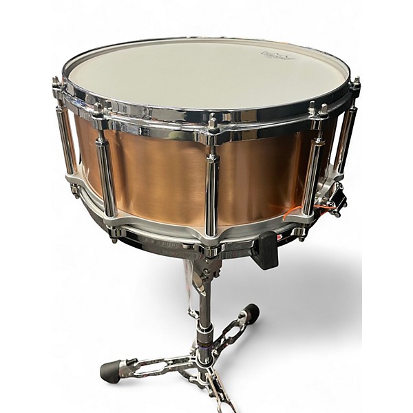 Used Pearl 5.5X14 Free Floating Snare BRONZE Drum