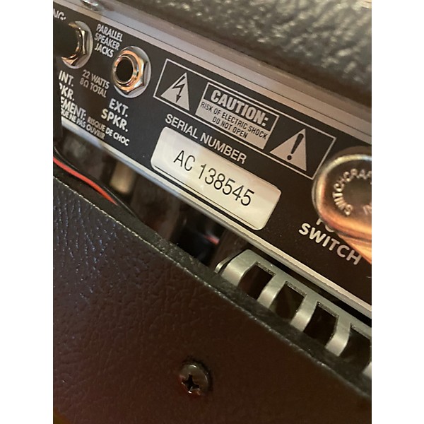 Used Fender Deluxe Reverb 22W 1x12 Tube Guitar Combo Amp