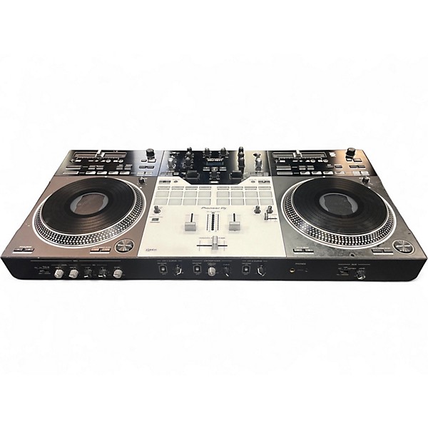 Used Pioneer DJ DDJ REV7 DJ Controller