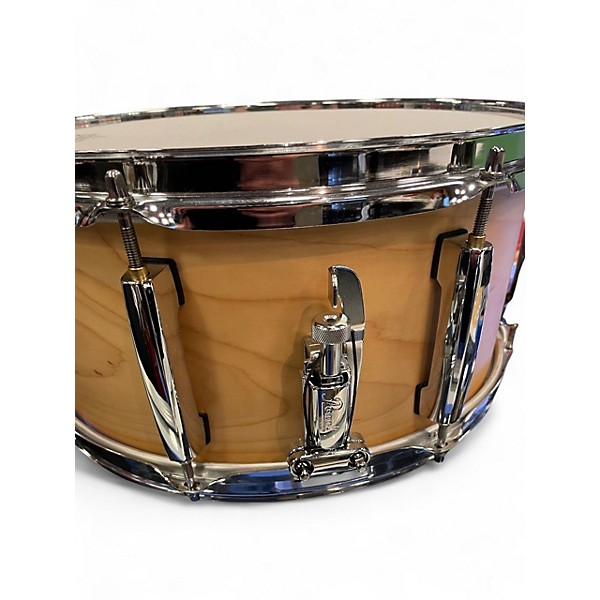 Used Pearl 6.5X14 Modern Utility Maple Snare Natural Drum