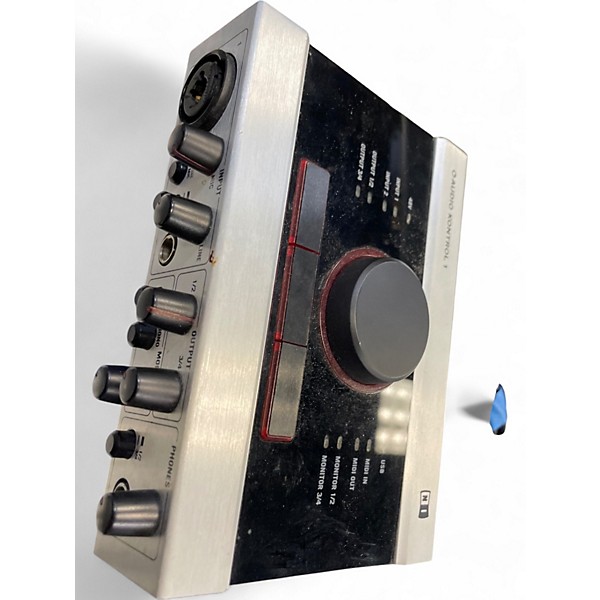 Used Native Instruments AUDIO KONTROL 1 Audio Interface