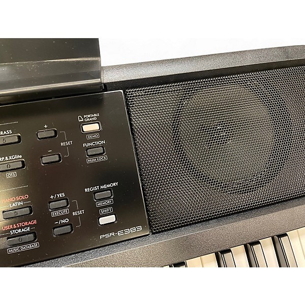 Used Yamaha PSRE383 Portable Keyboard