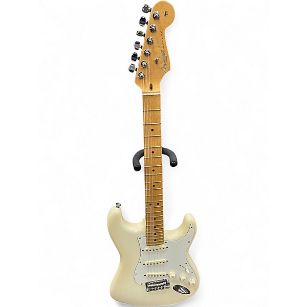 Used Fender 60th Anniversary Stratocaster Aged White Solid Body Electric Guitar