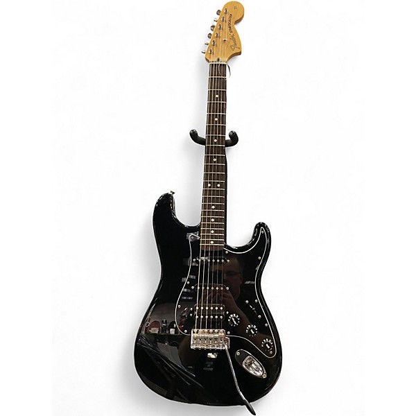 Used 2003 Fender Deluxe Stratocaster HSS black Solid Body Electric Guitar