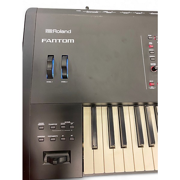 Used Roland Fantom 8 Keyboard Workstation