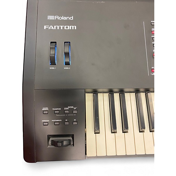 Used Roland Fantom 8 Keyboard Workstation