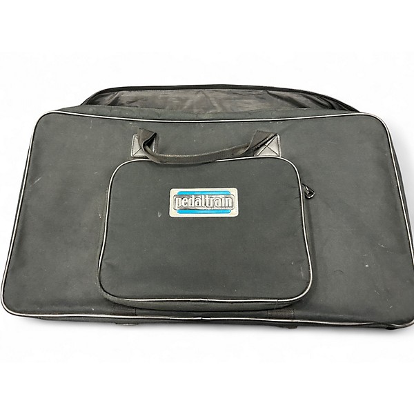 Used Pedaltrain CLASSIC 2 Pedal Board