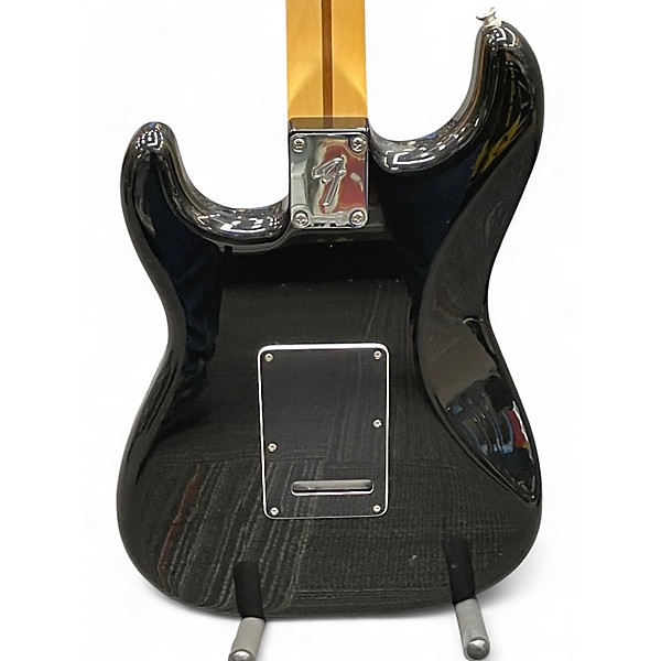 Used 2024 Fender Player Stratocaster Black Solid Body Electric Guitar