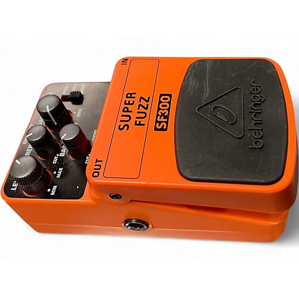 Used Behringer VD400 Vintage Delay Effect Pedal