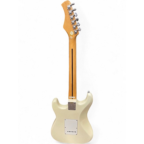 Used Hondo FAME SERIES 760 Vintage White Solid Body Electric Guitar