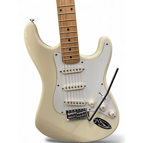 Used Hondo FAME SERIES 760 Vintage White Solid Body Electric Guitar