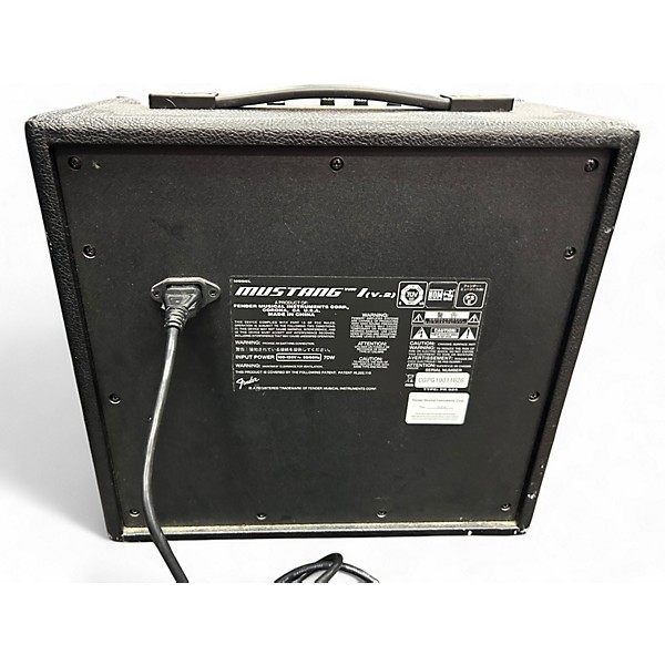 Used Fender Mustang I V2 20W 1X8 Guitar Combo Amp