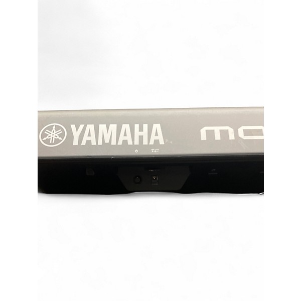 Used Yamaha MOXF8 88 Key Keyboard Workstation