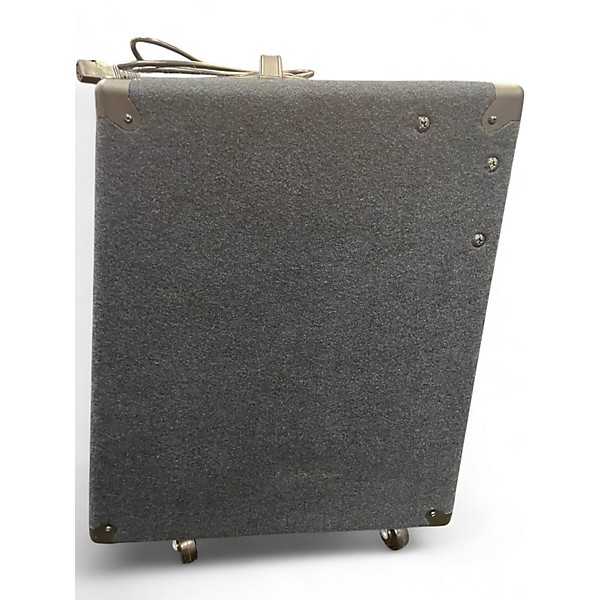 Used Roland KC600 Keyboard Amp